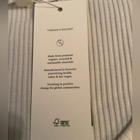 Threads 4 Thought Lauryn Button Front Tee Size XL - Picture 4 of 5